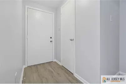 182 Hampshire Drive, Plainsboro Township, NJ 08536 - Photo 3