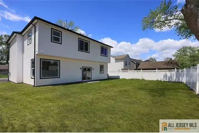 13 Richmond Road, Edison, NJ 08817 - Photo 17
