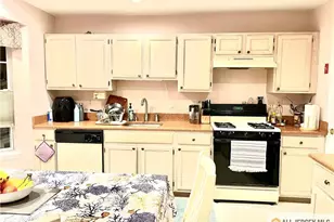 816 Plymouth Rd, North Brunswick Township, NJ 08902 - Photo 3