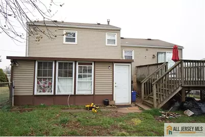 17 Wedgewood Drive, Carteret, NJ 07008 - Photo 23