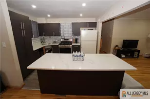 17 Wedgewood Dr, Carteret, NJ 07008 - Photo 11