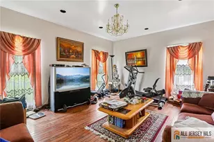 24 Lonczak Ln, East Brunswick Township, NJ 08816 - Photo 7
