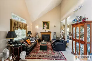 24 Lonczak Ln, East Brunswick Township, NJ 08816 - Photo 3