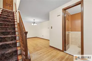 153 Thoreau Dr, Plainsboro Township, NJ 08536 - Photo 5