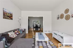 150 Carolyn Ave, Colonia, NJ 07067 - Photo 5