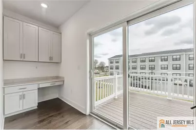 46 Mariveles Way, Eatontown, NJ 07724 - Photo 11