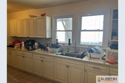 22 Lafayette Street, New Brunswick, NJ 08901 - Photo 5