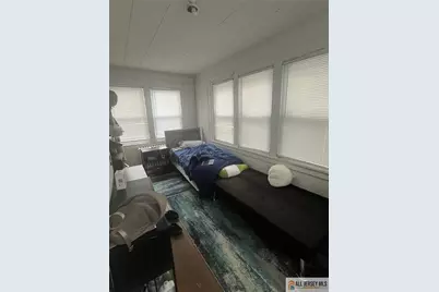 22 Lafayette Street, New Brunswick, NJ 08901 - Photo 7