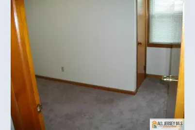 6 Linwood Place, North Brunswick Township, NJ 08902 - Photo 11