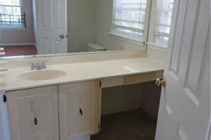 601 Maplecrest Rd, Edison, NJ 08820 - Photo 23