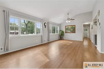 21 Buena Vista Avenue, Piscataway Township, NJ 08854 - Photo 7