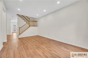 1010 Margaret Ct, South Plainfield, NJ 07080 - Photo 3
