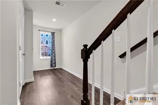 504 E International Rd, Monroe Township, NJ 08831 - Photo 23