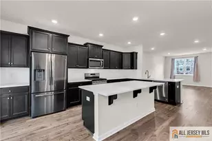 504 E International Rd, Monroe Township, NJ 08831 - Photo 11