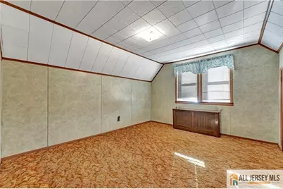 660 Leone Street, Woodbridge Township, NJ 07095 - Photo 17