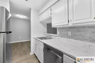 2415 Ravens Crest Dr, Plainsboro Township, NJ 08536 - Photo 19