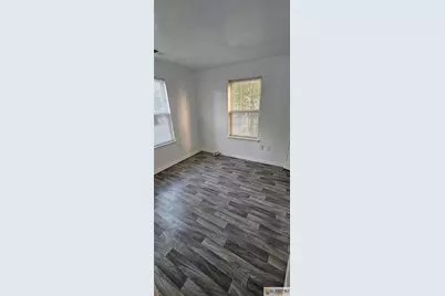 140 Fountain Avenue, Trenton, NJ 08618 - Photo 3