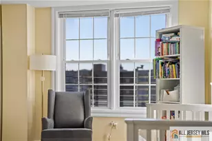 45 Broadway Ave, Jersey City, NJ 07306 - Photo 25