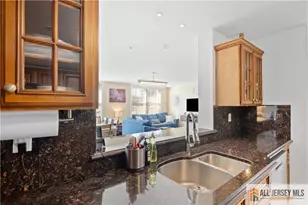 45 Broadway Ave, Jersey City, NJ 07306 - Photo 11