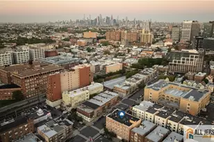 45 Broadway Ave, Jersey City, NJ 07306 - Photo 47