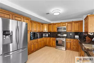 45 Broadway Ave, Jersey City, NJ 07306 - Photo 9