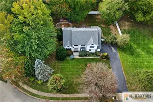 2 Guinevere Rd, Monroe Township, NJ 08831 - Photo 37