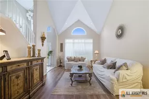 2 Guinevere Rd, Monroe Township, NJ 08831 - Photo 7