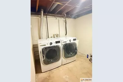 10 Hamilton Avenue, Edison, NJ 08820 - Photo 9