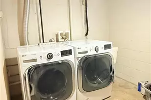 10 Hamilton Ave, Edison, NJ 08820 - Photo 9