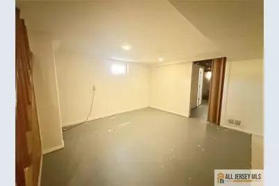 10 Hamilton Avenue, Edison, NJ 08820 - Photo 7