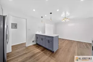 19 Harris St, Carteret, NJ 07008 - Photo 13