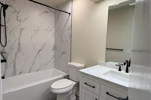 2305 Deerfield Dr, Edison, NJ 08820 - Photo 15