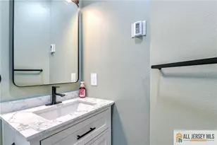 639 Madison Dr, Monroe Township, NJ 08831 - Photo 17