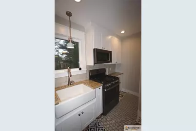 80 Berkley Avenue, Colonia, NJ 07067 - Photo 13