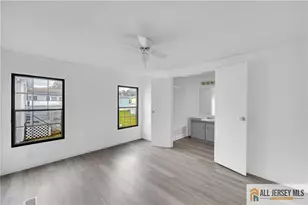 38 Longfellow Rd, North Brunswick Township, NJ 08902 - Photo 11