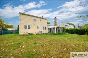 12 W Clark Pl, Colonia, NJ 07067 - Photo 5