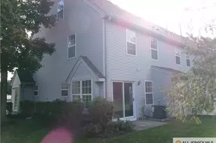 153 Susan Ct, South Brunswick Township, NJ 08824 - Photo 3