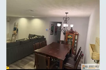 306 Sharon Court #306, Woodbridge Township, NJ 07095 - Photo 5