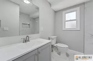 314 Easton Ave, New Brunswick, NJ 08901 - Photo 15