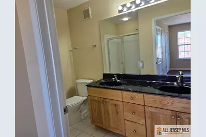 1338 Fernwood Court #1338, New Brunswick, NJ 08901 - Photo 3