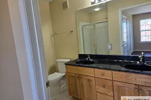 1338 Fernwood Ct, New Brunswick, NJ 08901 - Photo 3