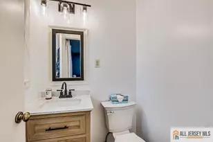 146 Howard Ave, Edison, NJ 08837 - Photo 21