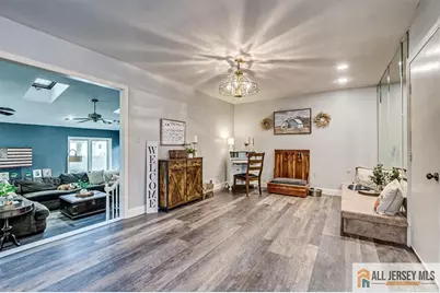 146 Howard Avenue, Edison, NJ 08837 - Photo 15