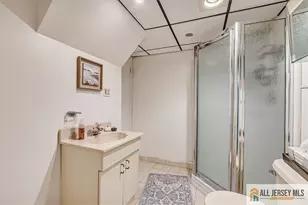 146 Howard Ave, Edison, NJ 08837 - Photo 29