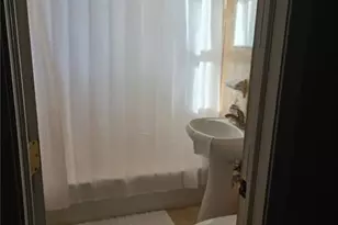 108 Belluscio St, Monroe Township, NJ 08831 - Photo 9