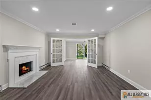 265 Crosse Dr, Monroe Township, NJ 08831 - Photo 7