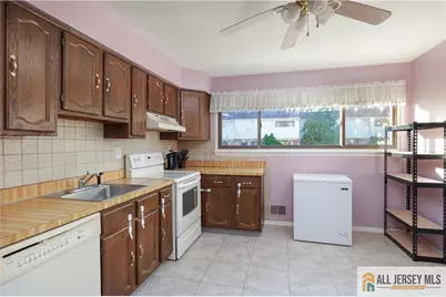 897 Merritt Drive #D, Hillsborough Township, NJ 08844 - Photo 7