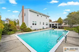 70 Creamer Dr, Sayreville, NJ 08872 - Photo 7