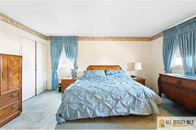 70 Creamer Drive, Sayreville, NJ 08872 - Photo 25