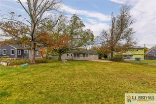 385 Metlars Ln, Piscataway Township, NJ 08854 - Photo 33